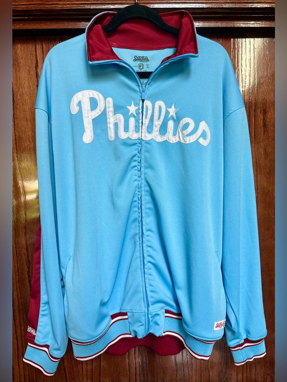 Philadelphia Phillies Stitches Men's Track Jacket XL Light Blue Full Zip MLB